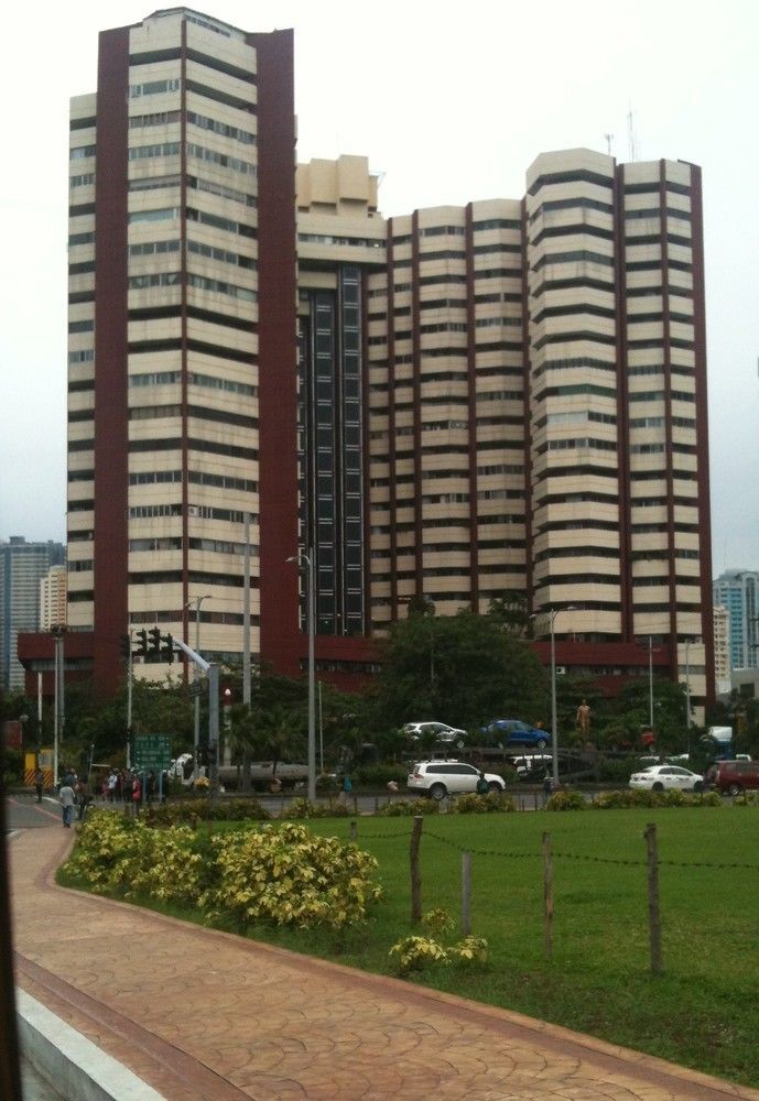 Manila Bay Serviced Apartments Exterior photo