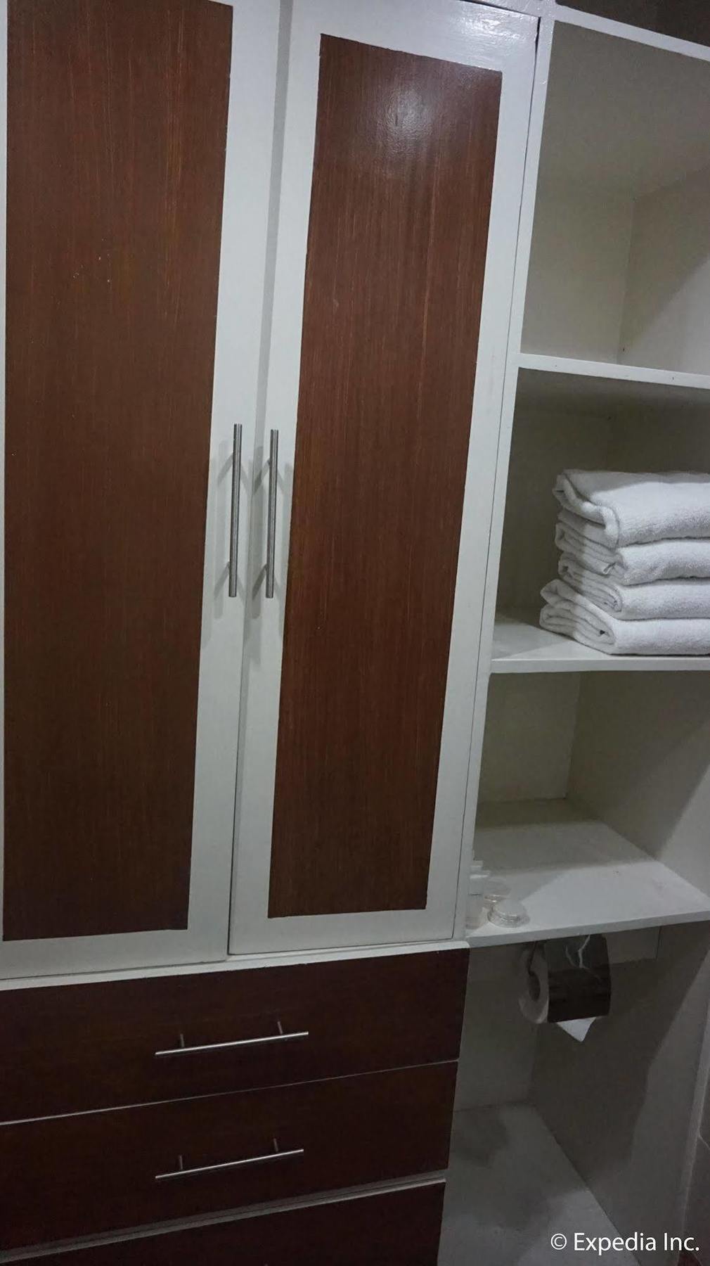 Manila Bay Serviced Apartments Exterior photo