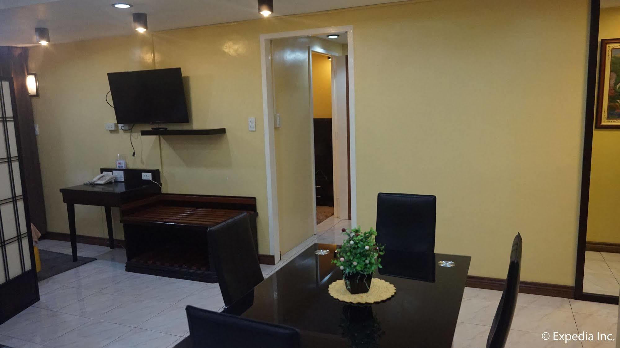Manila Bay Serviced Apartments Exterior photo